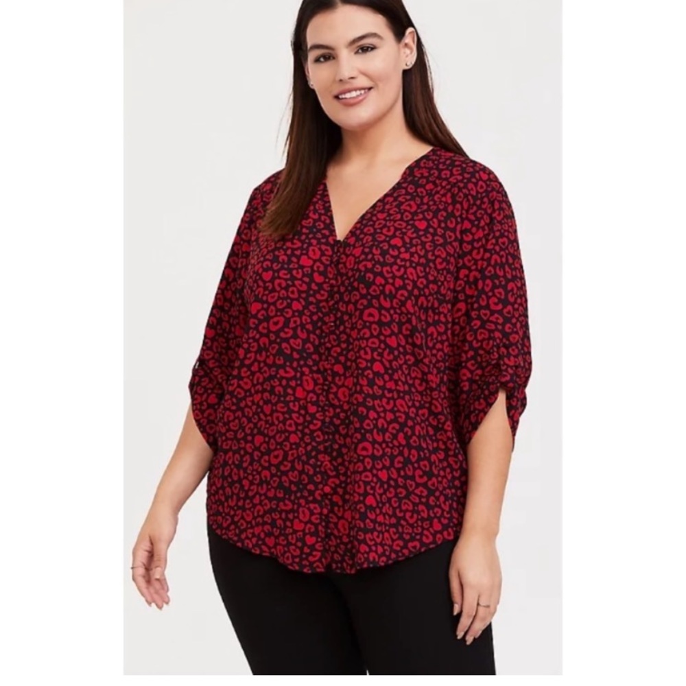 Torrid red leopard Harper size 00 M/L 10/12